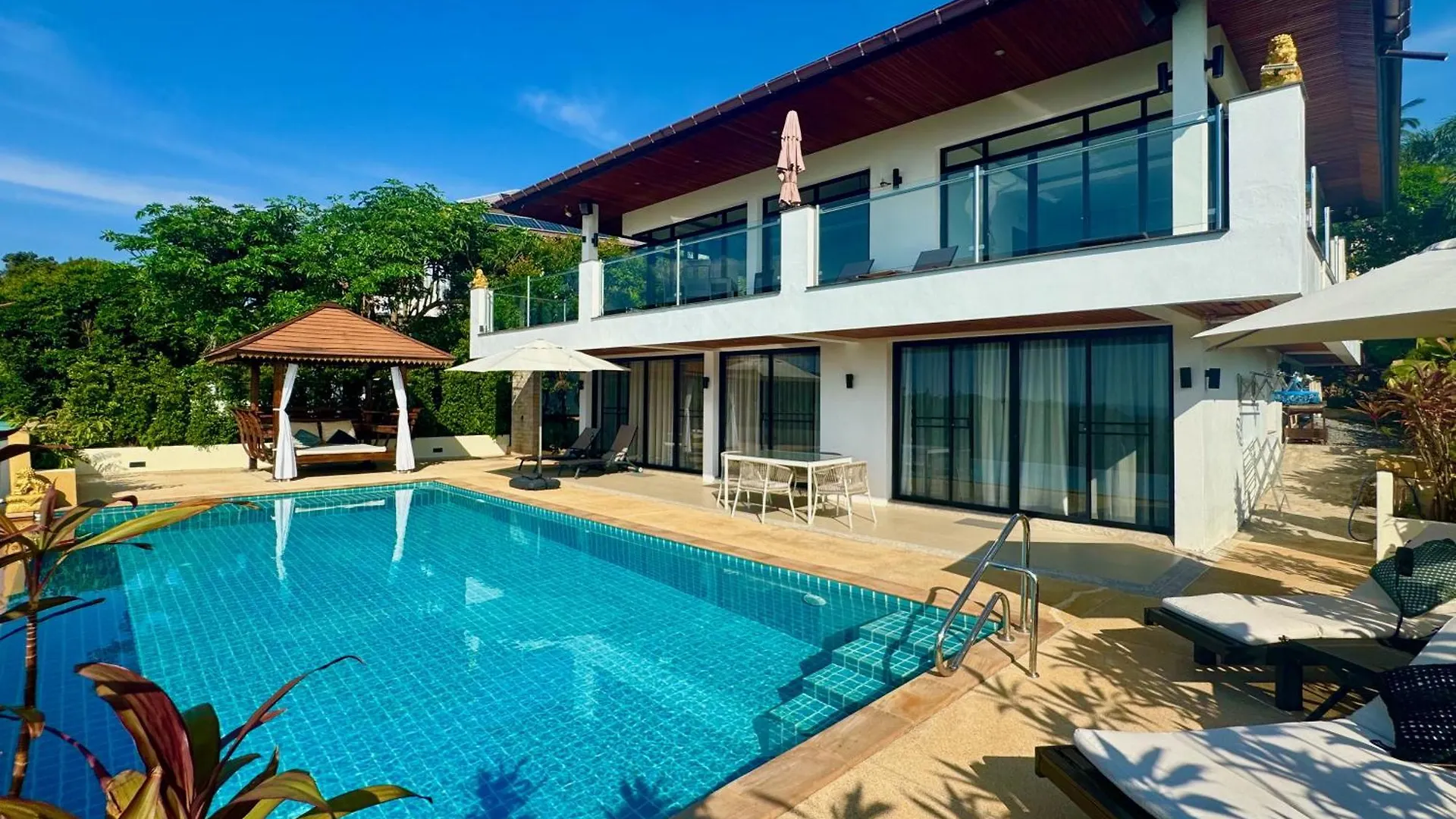 The Carma - Stylish And Luxury Sea View Pool Villa Koh Lanta