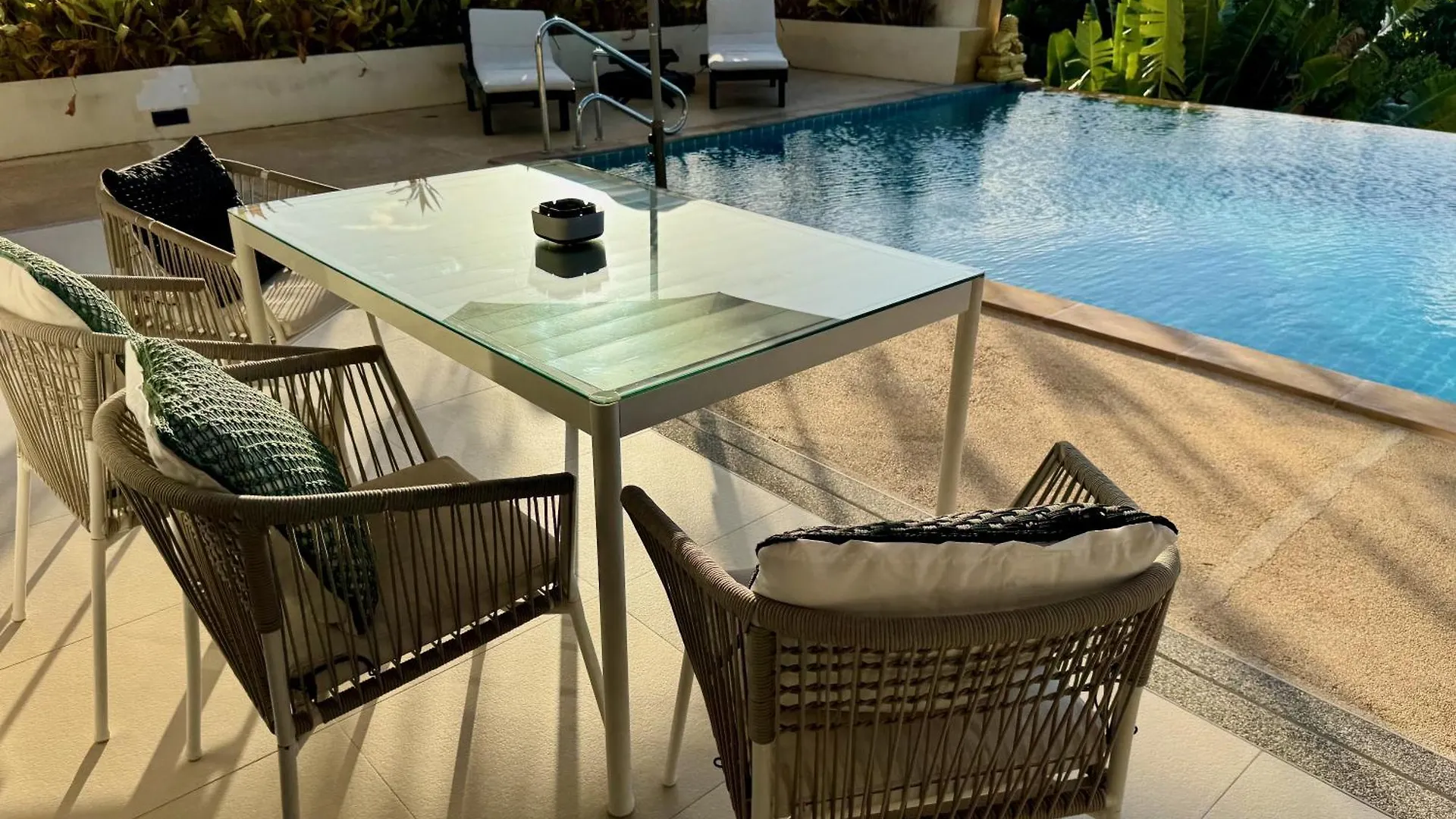 The Carma - Stylish And Luxury Sea View Pool Villa Koh Lanta